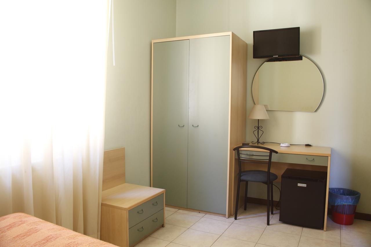 Hotel Narnia Екстер'єр фото